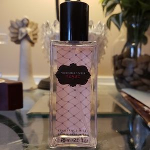 VICTORIA SECRET TEASE FRAGRANT MIST 2.5 FL OZ
